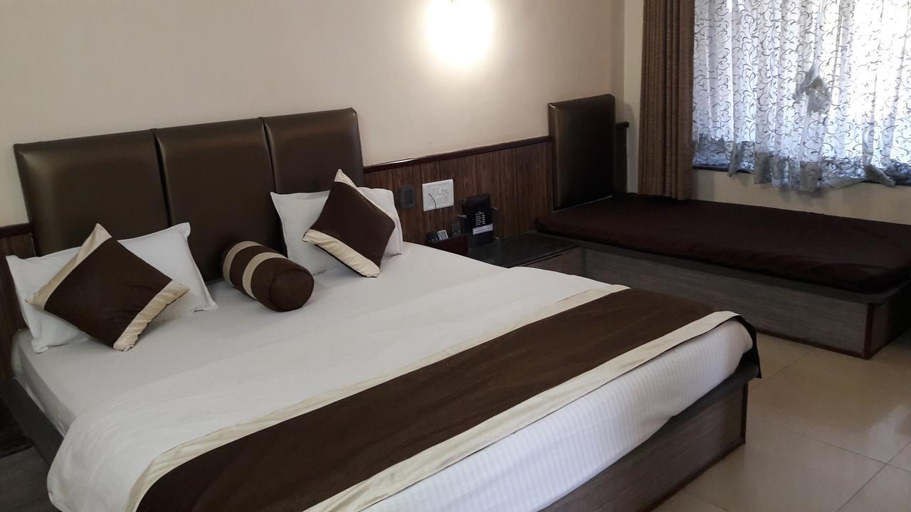 Savshanti Lake Resort サパットアーラ エクステリア 写真